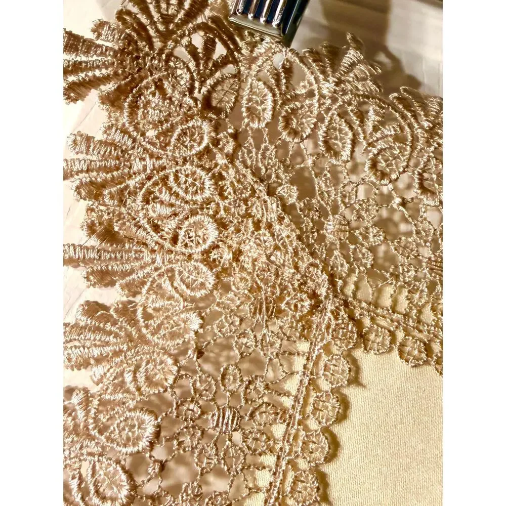 Rectangle doily with elegant edge lace trim handmade mint condition